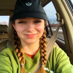 Meet your Posher, Sierra